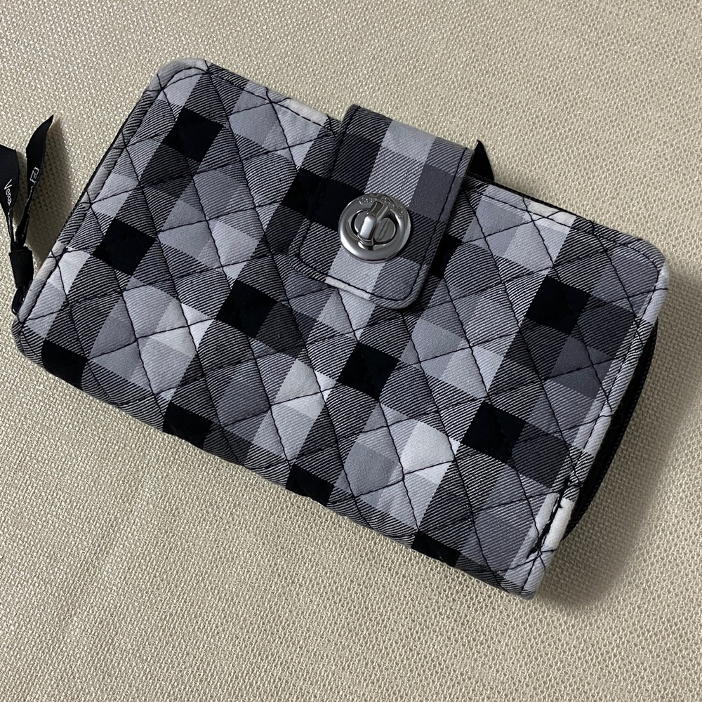 Vera Bradley RFID Turnlock Wallet in Cotton Kingbird Plaid